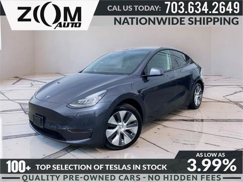 Used 2024 Tesla Model Y Long Range AWD/4WD image 1