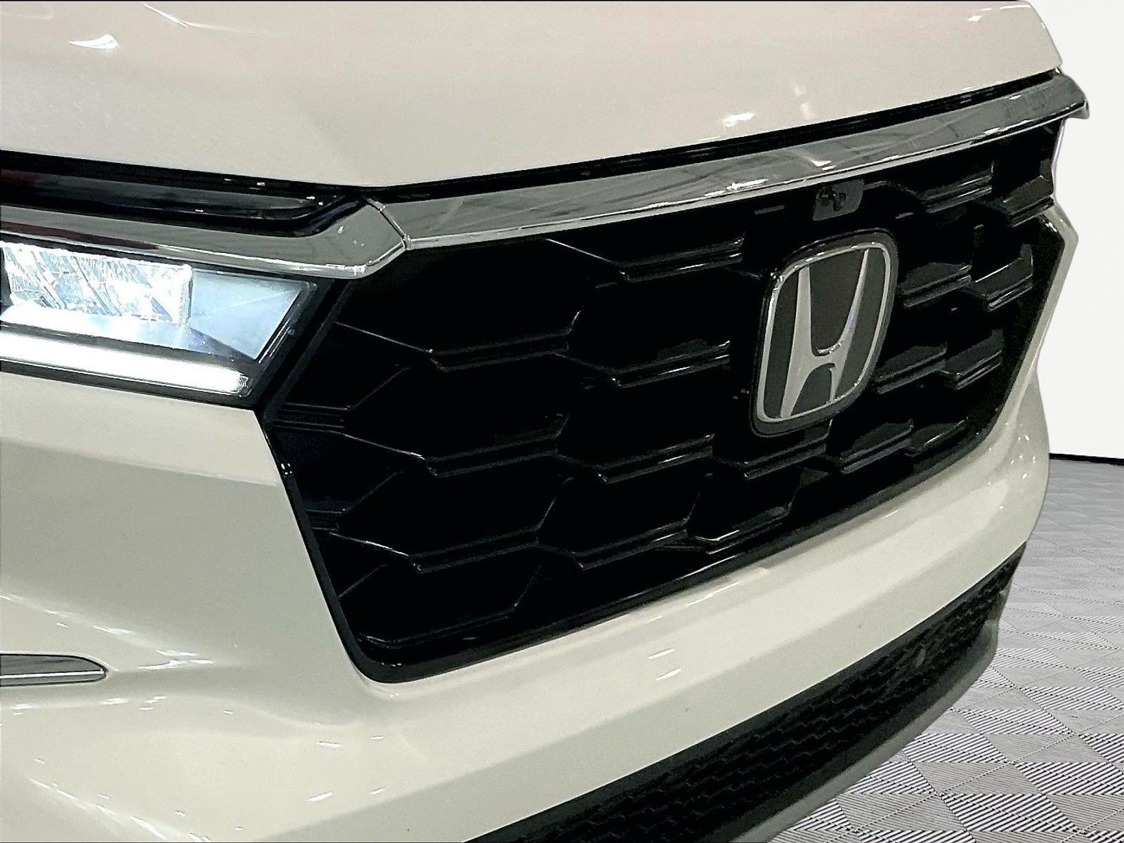 Used 2025 Honda Pilot Elite image 34