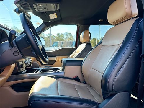 Used 2024 Ford F250 Lariat w/ Chrome Package image 8