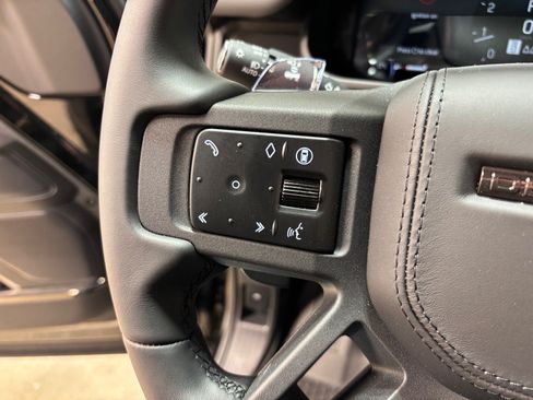 New 2026 Land Rover Defender 110 OCTA AWD/4WD image 21