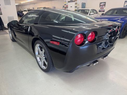 Used 2007 Chevrolet Corvette Coupe image 5
