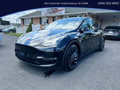 Used 2022 Tesla Model Y Performance AWD/4WD image 9