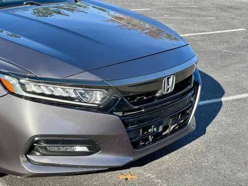 Used 2019 Honda Accord Sport image 14