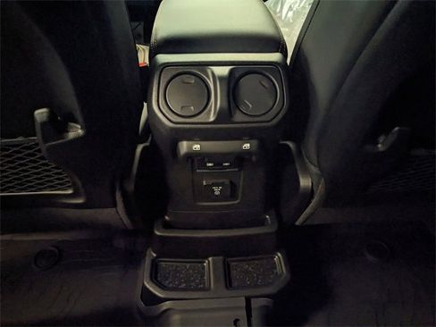 New 2025 Jeep Wrangler Unlimited Rubicon 392 image 9