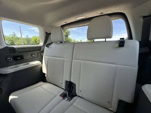 Used 2024 Hyundai Santa Fe Calligraphy AWD/4WD image 25