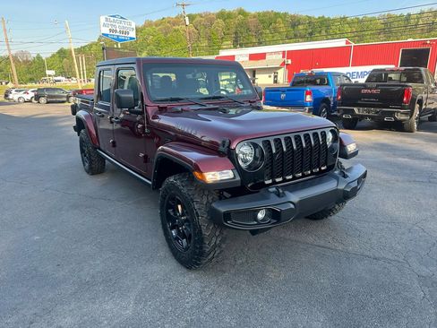 Used 2022 Jeep Gladiator Sport AWD/4WD image 5