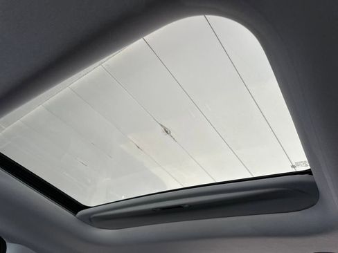 New 2025 Kia Carnival SX Prestige image 39