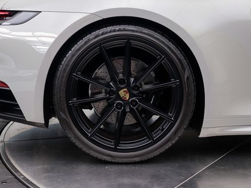 Used 2022 Porsche 911 Targa 4S AWD/4WD image 22