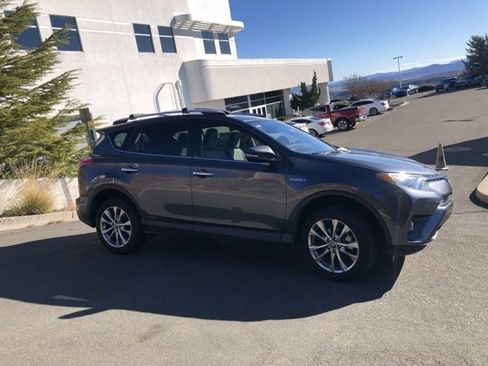 Used 2016 Toyota RAV4 Limited image 6