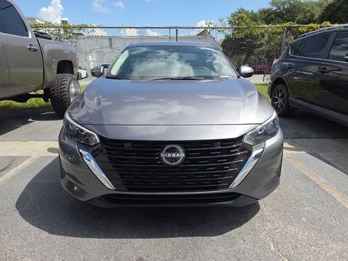 Used 2024 Nissan Sentra SV FWD image 3
