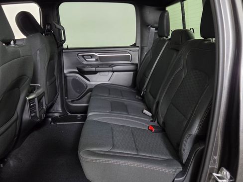 New 2026 RAM 1500 4x4 Crew Cab image 27