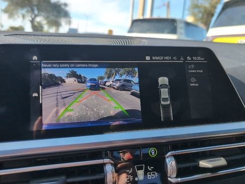 Used 2022 BMW 330i Sedan w/ M Sport Package image 19