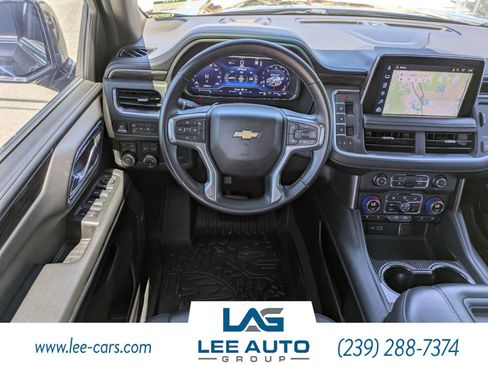 Used 2023 Chevrolet Suburban LT AWD/4WD image 14