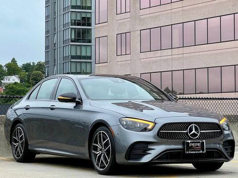 Used 2023 Mercedes-Benz E 450 4MATIC Sedan image 1