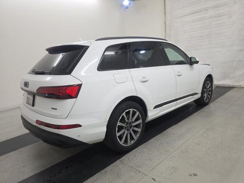 Used 2023 Audi Q7 2.0T Premium Plus w/ Premium Plus Package AWD/4WD image 2