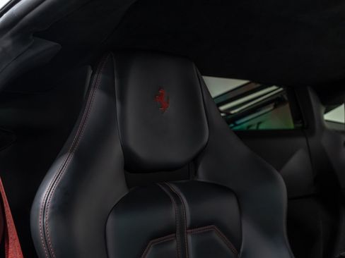 Used 2016 Ferrari 488 GTB RWD image 64