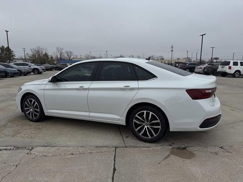 New 2026 Volkswagen Jetta SE image 5