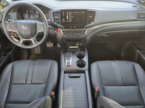 Used 2023 Honda Passport TrailSport image 22
