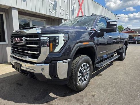 Used 2024 GMC Sierra 2500 SLT w/ SLT Premium Package AWD/4WD image 4