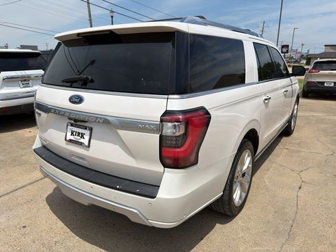Used 2019 Ford Expedition Max Platinum RWD image 5