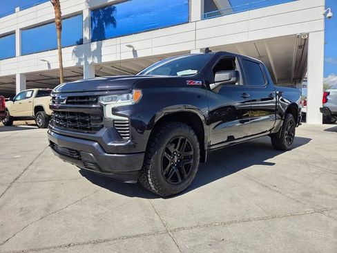 Used 2022 Chevrolet Silverado 1500 RST AWD/4WD image 2