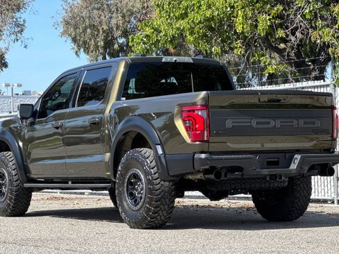 Used 2025 Ford F150 Raptor image 6