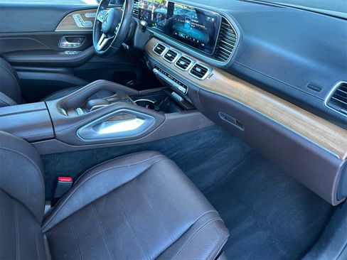 Certified 2022 Mercedes-Benz GLS 450 4MATIC image 18