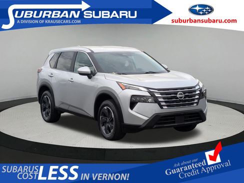 Used 2024 Nissan Rogue SV AWD/4WD image 1