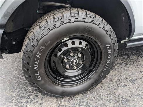 Used 2023 Ford Bronco Black Diamond image 8