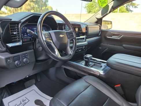 Used 2023 Chevrolet Silverado 1500 LTZ w/ LTZ Convenience Package II RWD image 10