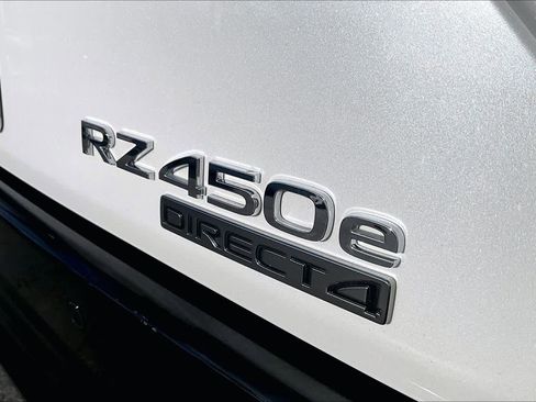 Used 2023 Lexus RZ 450e Premium image 9