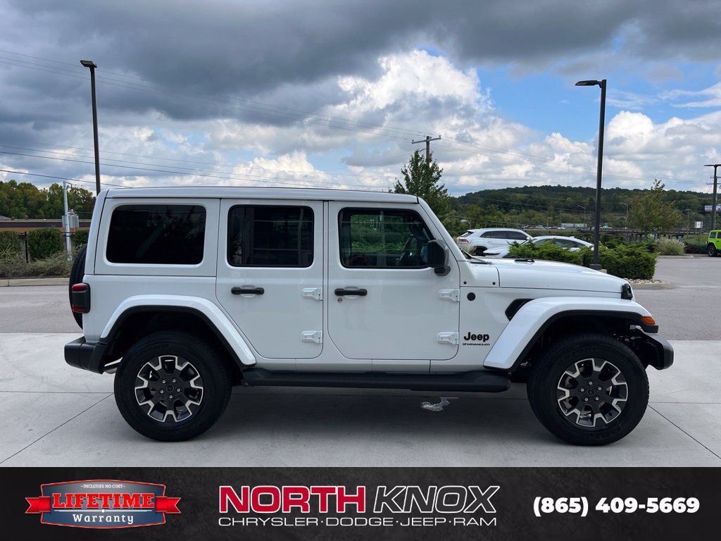 New 2027 Jeep Wrangler Unlimited Sahara AWD/4WD image 21