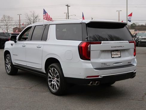 New 2026 GMC Yukon XL Denali w/ Sun & Power Step Package image 5