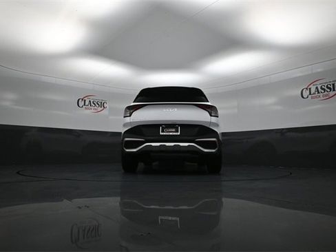 Used 2024 Kia Sportage EX image 32