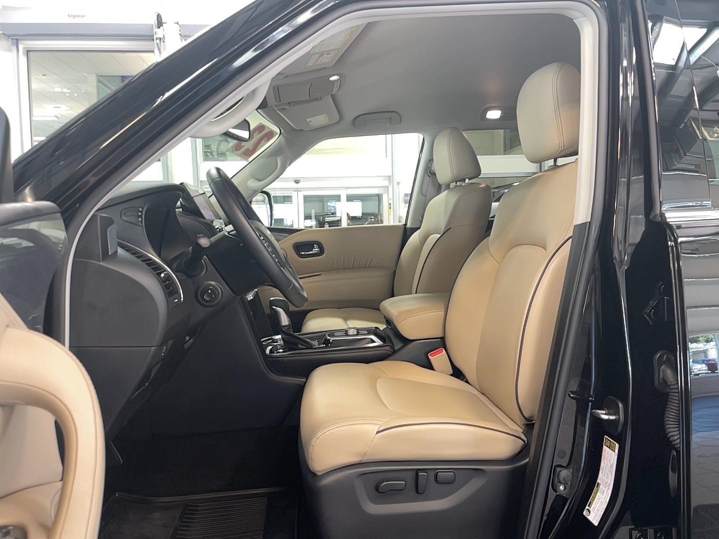 Used 2023 Nissan Armada SV w/ Cargo Package AWD/4WD image 6