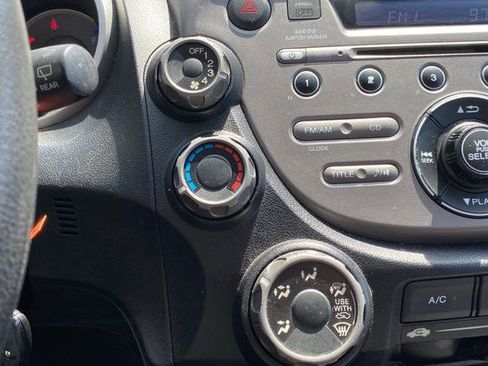 Used 2013 Honda Fit image 16