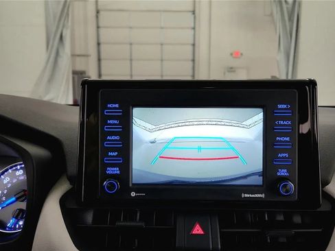 Used 2020 Toyota RAV4 XLE image 25