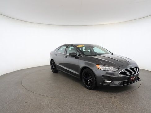 Used 2020 Ford Fusion SE w/ Equipment Group 151A image 27