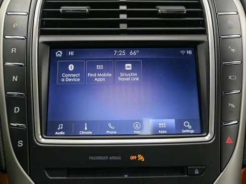 Used 2020 Lincoln Nautilus Reserve w/ Equipment Group 201A image 34