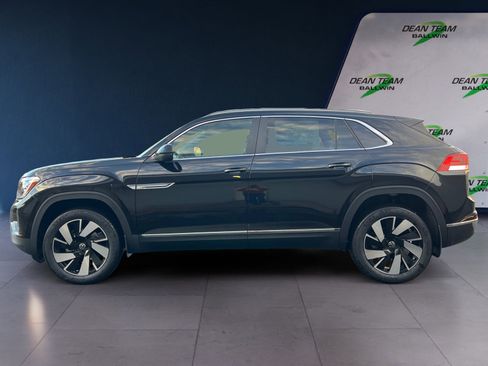 New 2026 Volkswagen Atlas Cross Sport SEL AWD/4WD image 4