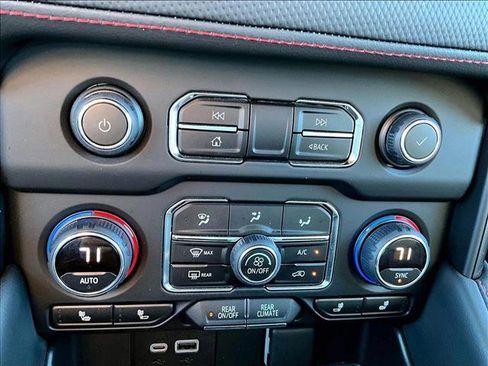 Used 2024 Chevrolet Tahoe RST w/ Luxury Package image 24