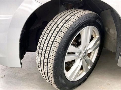 Used 2013 Nissan Quest SL image 34