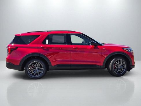 New 2026 Ford Explorer ST-Line w/ ST-Line Street Pack RWD image 3