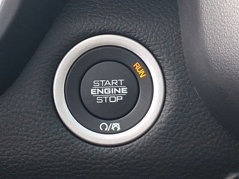 Used 2025 RAM 1500 Big Horn AWD/4WD image 24