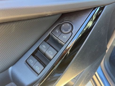 New 2026 Chevrolet Equinox LT w/ Convenience Package II image 11