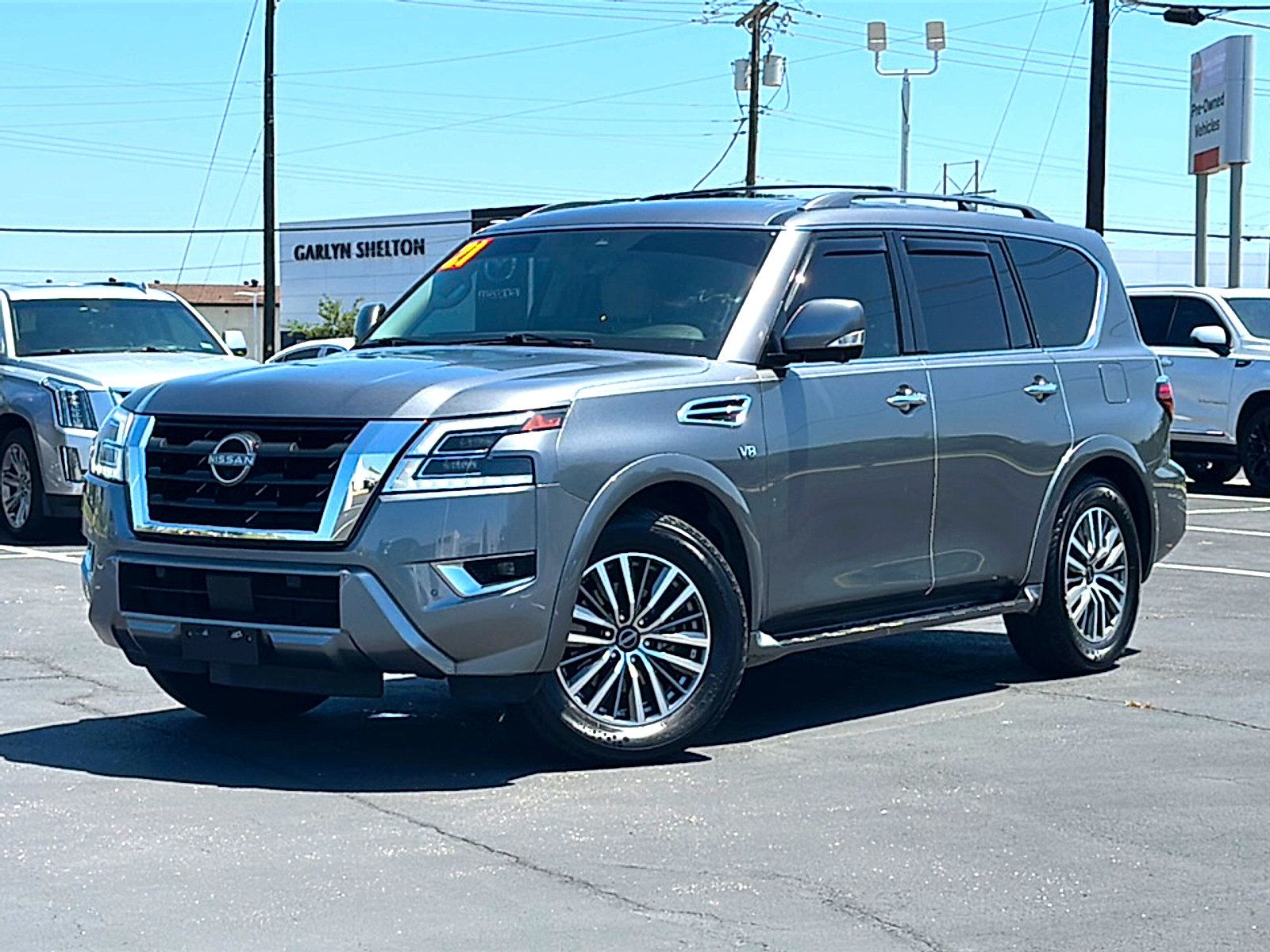 Used 2021 Nissan Armada SL RWD image 2