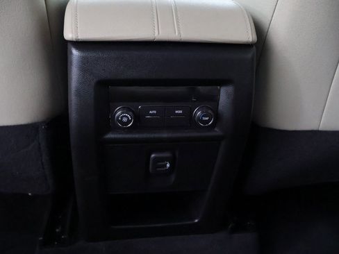 Used 2023 Chevrolet Traverse LS image 46