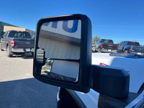 Used 2024 Chevrolet Silverado 2500 LT AWD/4WD image 27