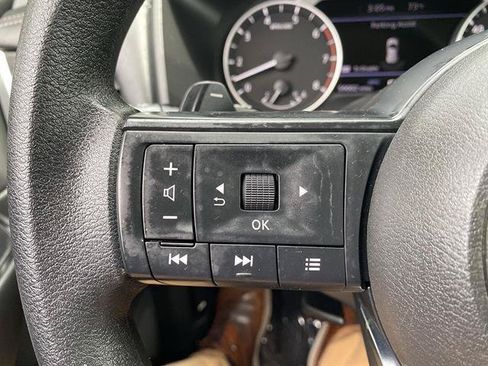 Used 2024 Nissan Rogue S AWD/4WD image 51