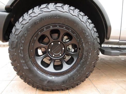 Used 2023 Ford Bronco Outer Banks AWD/4WD image 8